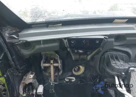 2018 Jeep Grand Cherokee High Altitude 4X2 z USA, uszkodzony, nr VIN 1C4RJECG7JC275553